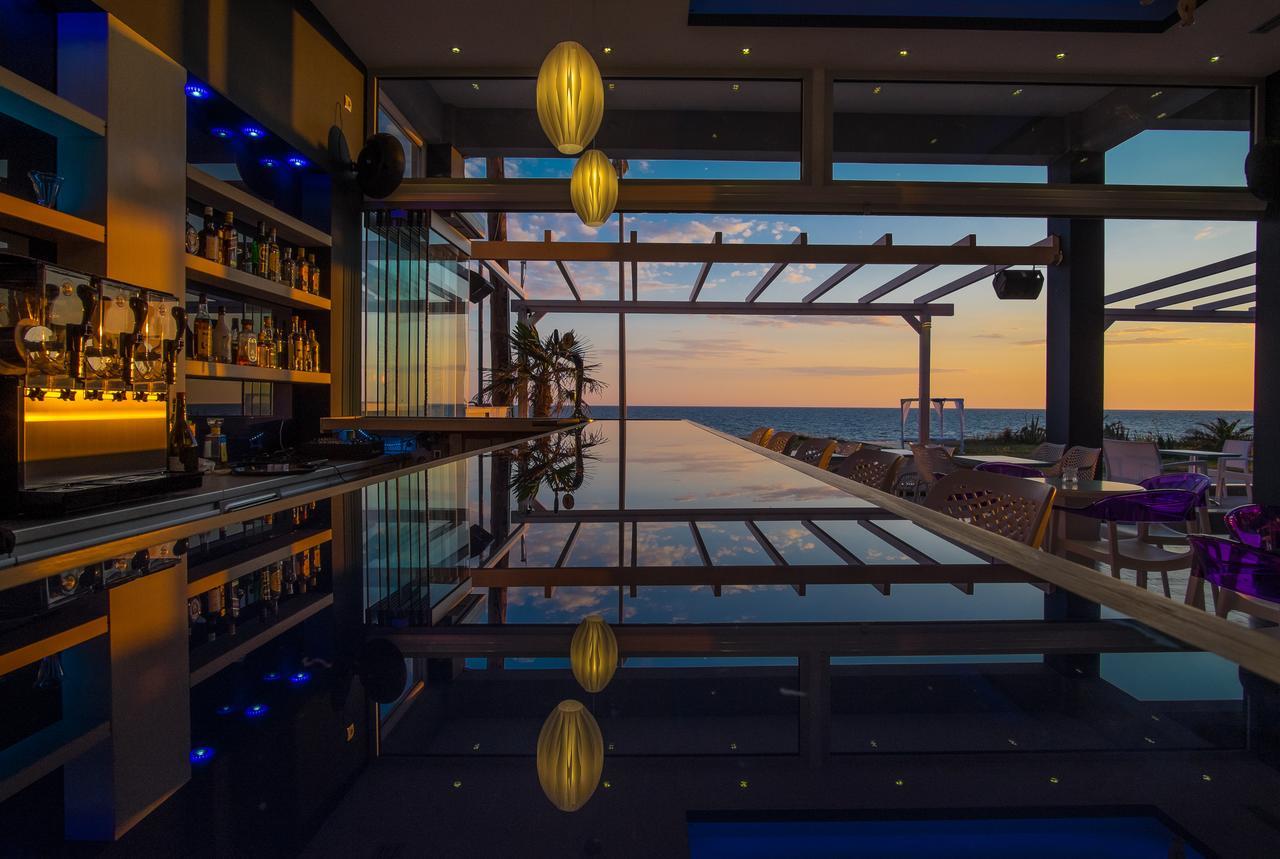 Must Boutique Hotel & Restaurant Канали Экстерьер фото